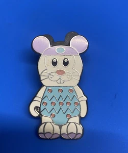 Disney Pin:  EASTER EGG BUNNY * VINYLMATION * HOLIDAYS #1 * TRADING PIN - Picture 1 of 5