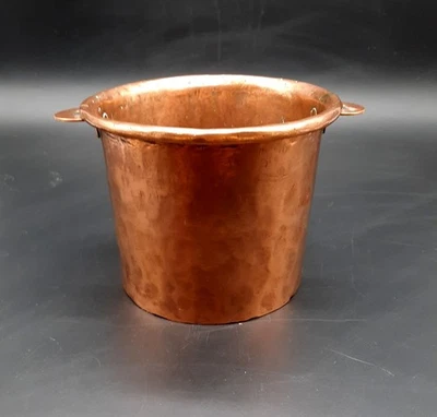 Ancienne Cache pot en Cuivre Martelée - H 10,7 TBE - Photo 1/4