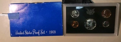 1969 U S Proof Set 5 Coin With Govt Cardboard Housing - Image 1 of 2