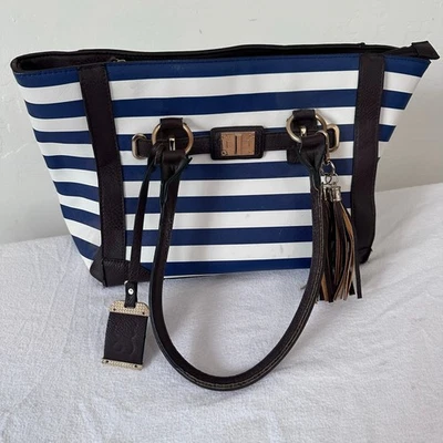 Bulldog Conceal Carry Tote Style Purse w/ Holster for Small Guns, Navy #BDP-050 - Image 1 of 4