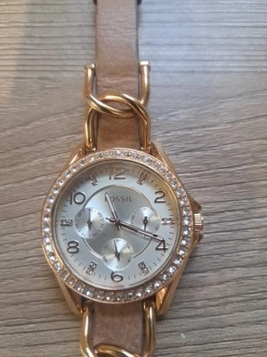 Reloj Fossil ES3466 para mujer tono dorado con detalles de diamantes de imitación correa de cuero Foto 1 de 4
