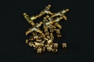 Tubo 6XTee 1/4" x40tpi incluyendo conos y tuercas de unión 3MM (TP-3) - Imagen 1 de 4