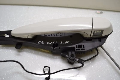 Manija de puerta exterior trasera izquierda blanca BMW E90 325I 328I 330I 335I 2006-2011 Foto 1 de 4