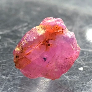 9.70 Carats Beautiful Natural Color Ruby Terminated Shape Crystal Piece @Afghan - Picture 1 of 5