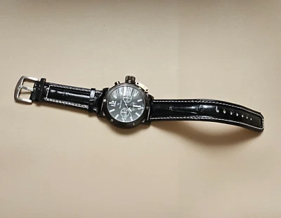 V6 Super Speed Black Tone Large Men’s Quartz Watch - Image 1 of 3