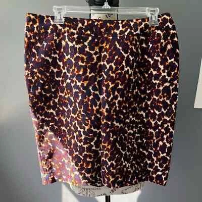 Merona Falda Elástica Cintura Alta Estampado Guepardo con Bolsillos y Cremallera Foto 1 de 4