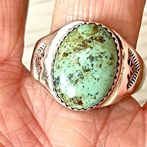 Naturalny zielony turkusowy pierścionek Navajo rozmiar 11 sygnowany opaska sterlingowa Annie Lincoln