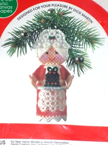Leisure Arts LEINWAND KAPERN Kunststoff Leinwand Weihnachtsschmuck Set - MRS CLAUS - Bild 1 von 3