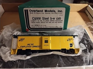 Overland Models 3702.1 C&NW Steel Bay Window Caboose #10341T - Picture 1 of 1
