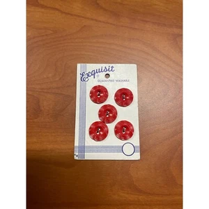 Vintage Buttons Exquisiit Red Set of 5 on Original Card - Picture 1 of 5