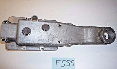 TRIUMPH TR2 - TR3A CAJA DE CAMBIOS CONJUNTO DE CUBIERTA SUPERIOR CON ORIFICIO DE VARILLA 1953-1962 F555 Foto 1 de 4