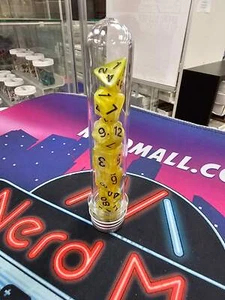 Tiki Board Game Dice Set (Yellow/Black) - Picture 1 of 1