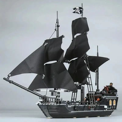 Piratas del Caribe Perla Negra y Queen Anne’s Revenge Ghost Ship Blocks To Foto 1 de 3