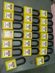 Master Lock 406Ylw Lockout Padlock,Kd,Yellow,1-3/4"H Keyed Alike One Key. 20 Ea - Picture 1 of 2