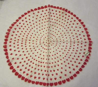 Pañuelo redondo blanco Carol Stanley de colección con corazones rojos con etiqueta Foto 1 de 4