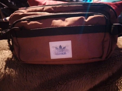 Bolso Bandolera ADIDAS Rectángulo 2.0 Negro Nuevo con Etiquetas Bolso Cinturón Foto 1 de 4