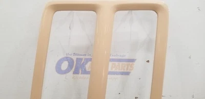 1985 FORD F150 QUARTER GLASS TRIM REAR RIGHT PASSENGER EXTENDED CAB Foto 1 de 4