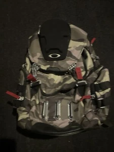 Oakley Bathroom Sink Backpack Vintage Do Not Make This Color Anymore - Picture 1 of 1