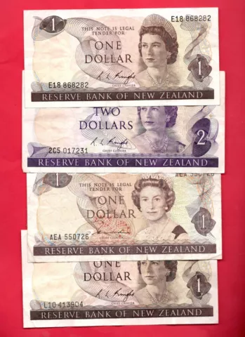 RESERVE BANK OF ZEALAND  - 2 DOLLARS -  3 x  ONE DOLLAR Cover