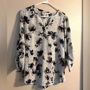 Maurices blouse womens Large floral blue white flowy Boho Fairy light NWT v neck - Picture 1 of 10