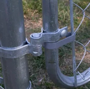 2 Pack Chain Link Fence Frame Gate Post Female Hinge with Bolts and Nuts (1-7... - Picture 1 of 12