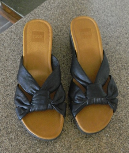 PUMA Scarpe sandali Cougar Meg neri in pelle con nodo punta aperta slide taglia 8