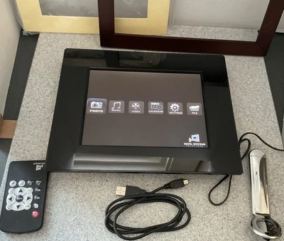 Digital Spectrum MF801 Memory Frame 8x10 - Image 1 of 4