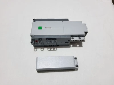 1 x  LEGO POWERED UP SMART HUB + MOTORS & LIGHTS  & BATTERY PACK 6549603 6549588 - Image 1 of 3