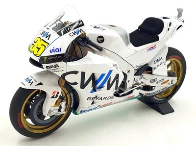 Minichamps 1/12 Scale 122 151135 - Honda RC213V LCR Honda Cal Crutchlow 2015 - Image 1 of 4