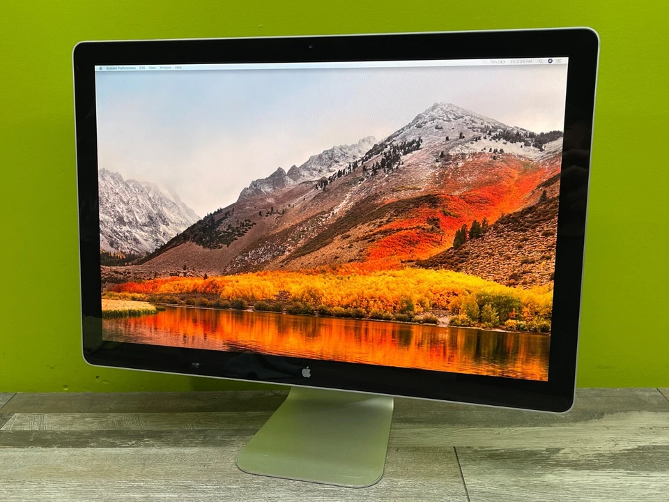 Apple Cinema Display LED A1267 24" LED Silver MB382LL/A - 1920x1200 MagSafe USB - Image 1 of 4