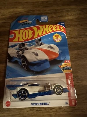 2025 Hot Wheels Super Twin Mill 19/250 HOT WHEELS Netflix Let’s Race 1/5 NEW - Image 1 of 3