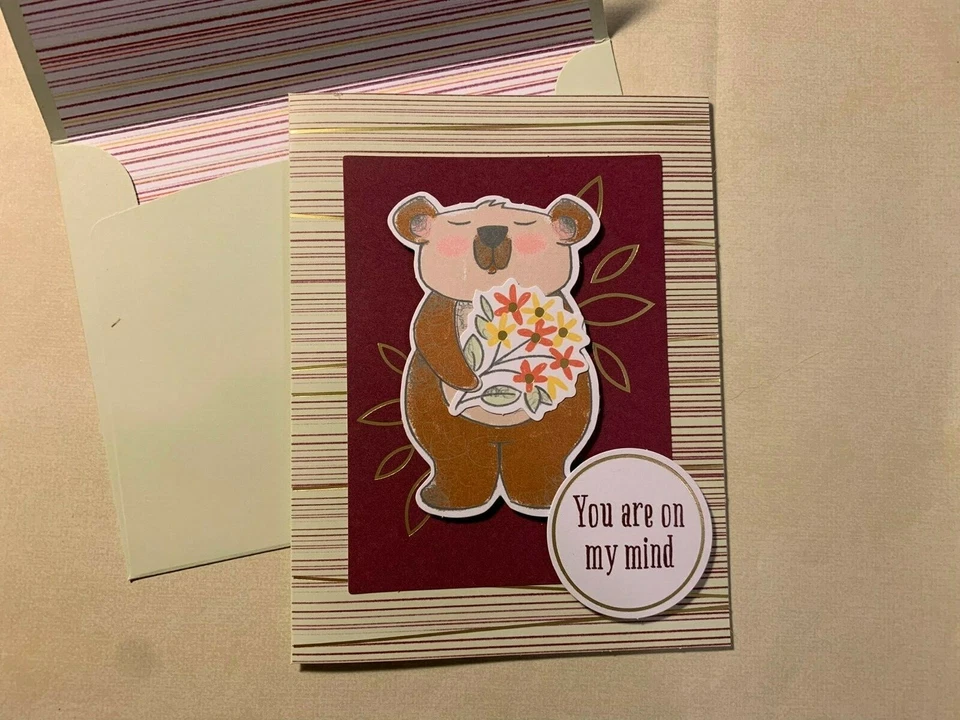 Stampin Up Thinking of You Card with envelope (Bear Flower Bouquet) (5.5" x 4.25 - Image 1 of 1