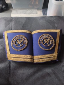 Pair Of Vintage Devonshire Masonic Gauntlets - Picture 1 of 5