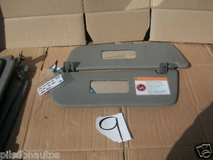 DAEWOO / CHEVROLET TACUMA 2003-2006 GREY SUN VISORS WITH 2 MIRRORS AND CLIPS - Picture 1 of 1