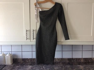 Ladies size 8 black gold one shoulder knee Lgth dress from miss selfridge - Picture 1 of 4