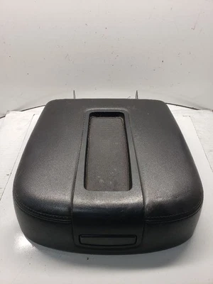 Гибридная консоль для переднего пола подходит для 07–09 TAHOE 1387473 - Изображение 1 из 4