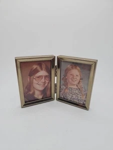 Vintage Ornate Gold Tone Metal Brass Bi-Fold 2.5 X 3.5x5" Hinged Picture Frame - Picture 1 of 4