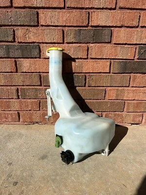 DODGE CHALLENGER R/T 11-23 LIMPIAPARABRISAS LAVADORA DEPÓSITO BOTELLA (9069) Foto 1 de 4