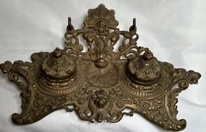 ORNATE Fancy Lion Cherub Brass DOUBLE INKWELL With Original Glass Bowls Vintage - Picture 1 of 23