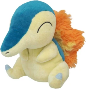 V Cyndaquil Plush 6" sanei - Bild 1 von 2