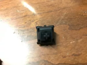 E-MU Launch Pad Replacement Switch - Picture 1 of 6