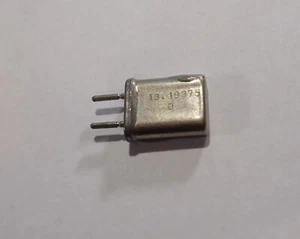 HC-25/U - 13,19375 MHz Radio Crystal - 0,039 pinów - Cinox (158,325T) - Zdjęcie 1 z 3