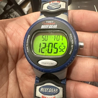 Reloj digital Works Timex Reefgear para hombre azul plástico nailon crono alarma fecha 100 m Foto 1 de 4