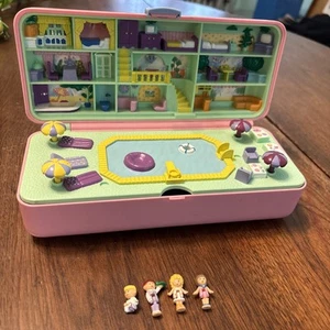 Hotel Pool Party Incomplete Vintage 1989 Bluebird Toys Polly Pocket w/ Tray - Picture 1 of 6