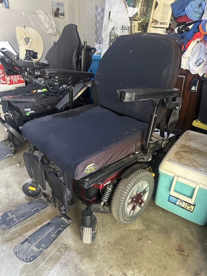 "Silla de ruedas eléctrica Quantum Q6 Edge HD con asiento de 28"" inclinable eléctrico, reclinable, pierna" Foto 1 de 4