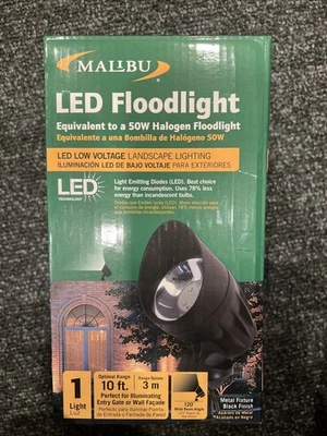 MALIBU LED FLOODLIGHT LOW VOLTAGE EQUIVALENT TO A 50W HALOGEN FLOODLIGHT - Image 1 of 3