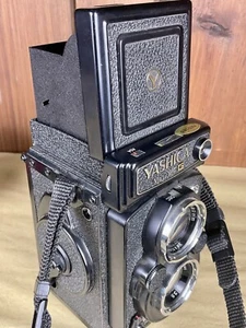YASHICA Mat-124 G średni format 6x6 z torbą i instrukcją użytkowania - Zdjęcie 1 z 15