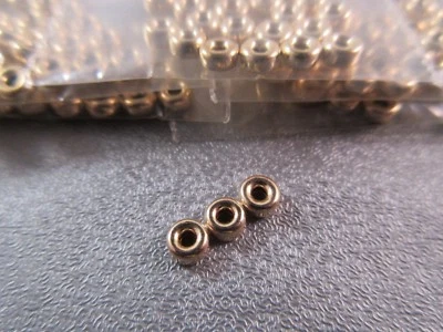 Espaciador divisor de rosquillas de 3 hilos relleno de oro de 14K 4 mm 1 pieza Foto 1 de 2