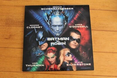 BATMAN & ROBIN LASERDISC LD WIDESCREEN - (2 DISC) SCHWARZENEGGER - Image 1 of 4