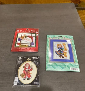 Christmas Counted Cross Stitch Kits Lot of 3 Janlynn + NMI Father Christmas NIP - Picture 1 of 8